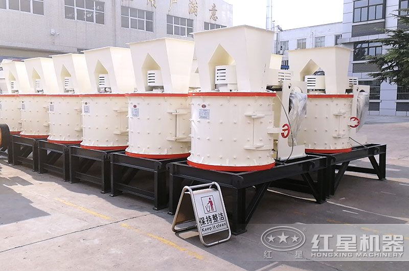 立式破碎機(jī)型號(hào)齊全，有現(xiàn)貨